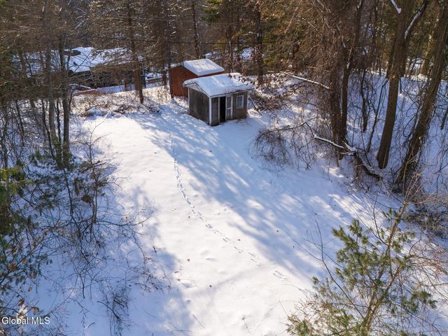 24-26 E Dillenbeck Drive, Guilderland, NY 12303