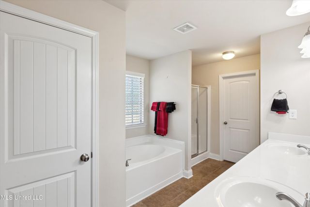 7637 Wisteria Drive, Olive Branch, MS 38654