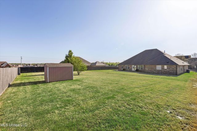 7637 Wisteria Drive, Olive Branch, MS 38654