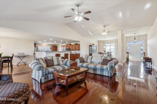7637 Wisteria Drive, Olive Branch, MS 38654