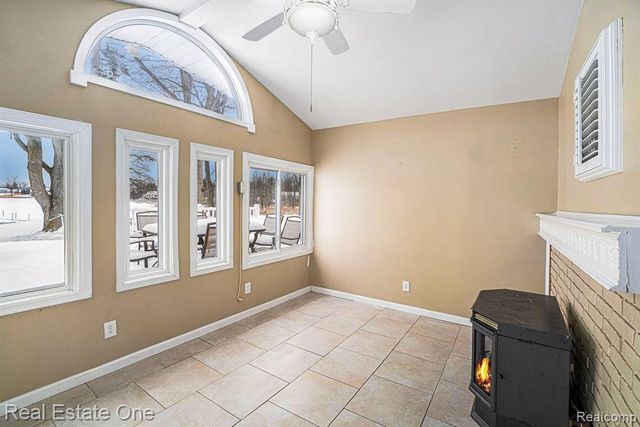 11422 Skyline Drive, Fenton, MI 48430