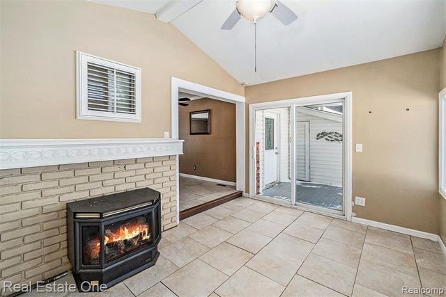 11422 Skyline Drive, Fenton, MI 48430