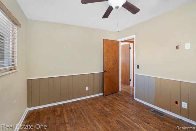 11422 Skyline Drive, Fenton, MI 48430