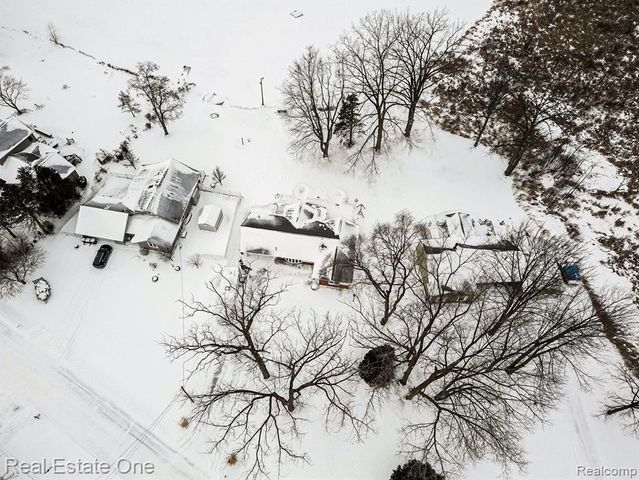 11422 Skyline Drive, Fenton, MI 48430