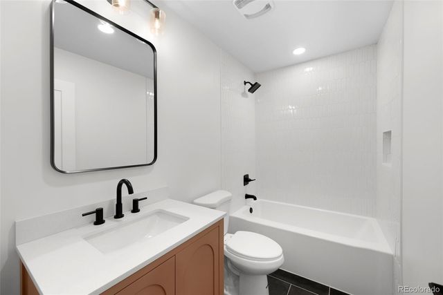 2849 N Vine Street, Denver, CO 80205