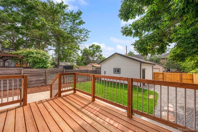 2849 N Vine Street, Denver, CO 80205