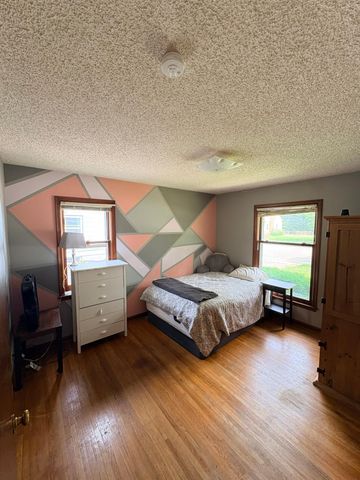 6508 16th Avenue S, Richfield, MN 55423