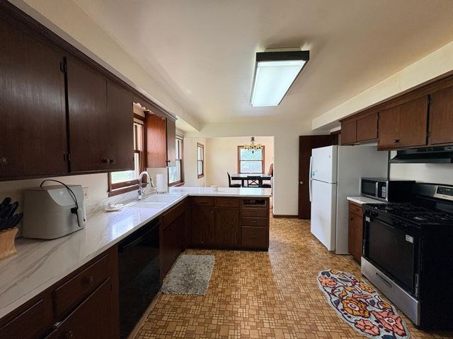 6508 16th Avenue S, Richfield, MN 55423