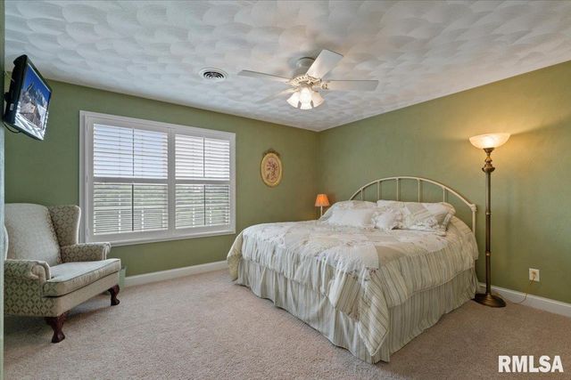 7505 120TH Avenue, Coal Valley, IL 61240