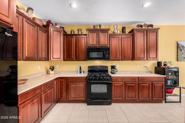 6611 W TRENTON Court, Florence, AZ 85132