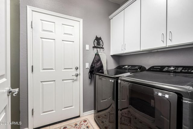 6611 W TRENTON Court, Florence, AZ 85132