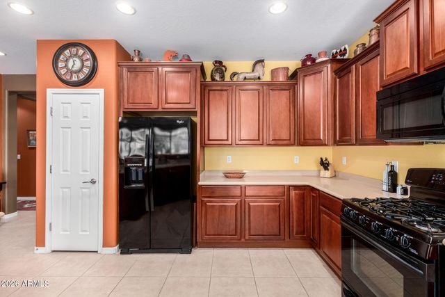 6611 W TRENTON Court, Florence, AZ 85132