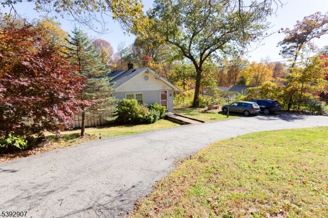 318 Germantown Rd, West Milford Twp., NJ 07480