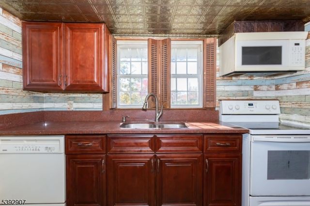 318 Germantown Rd, West Milford Twp., NJ 07480