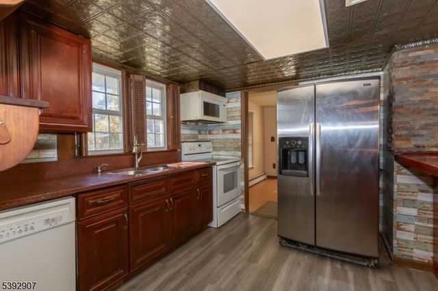 318 Germantown Rd, West Milford Twp., NJ 07480