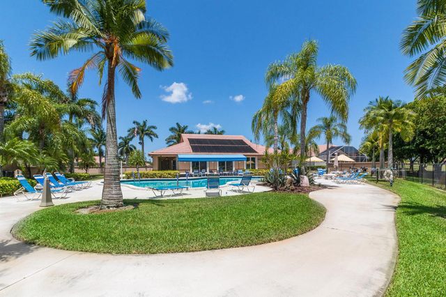 8104 Covington Court, Lake Worth, FL 33467