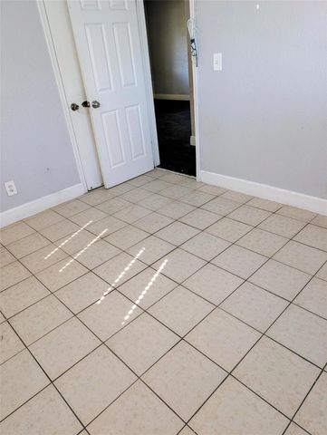 1500 NW 58th Terrace, Sunrise, FL 33313