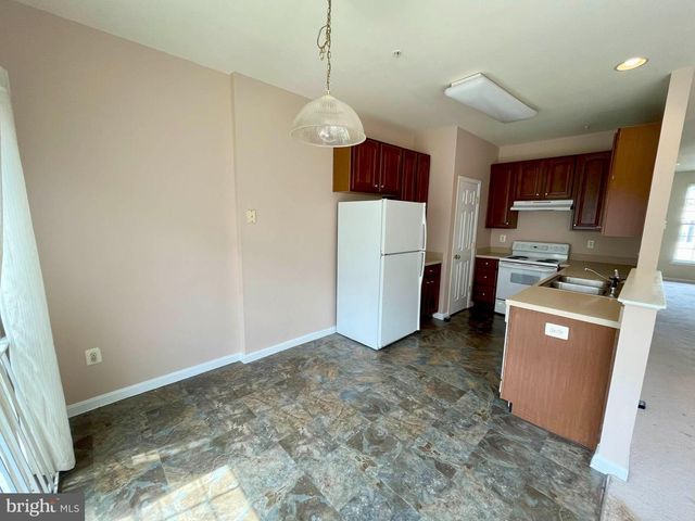 8239 BROOKTREE ST, Laurel, MD 20724