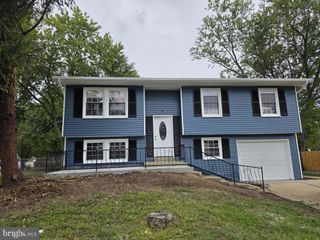 221 BRENT RD, Waldorf, MD 20602