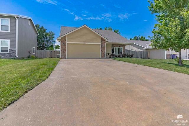 4319 Aspen Drive, Manhattan, KS 66502