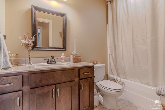 4319 Aspen Drive, Manhattan, KS 66502
