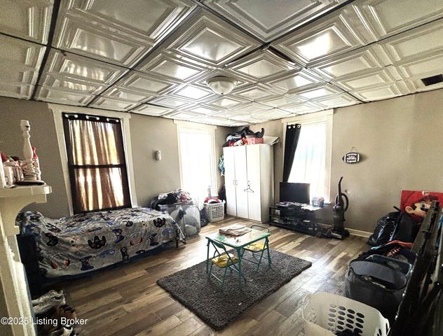 326 Elm St, Newport, KY 41071