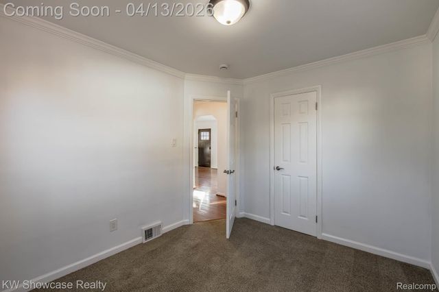 22705 RAYMOND Street, St. Clair Shores, MI 48082