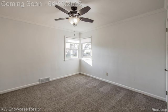 22705 RAYMOND Street, St. Clair Shores, MI 48082