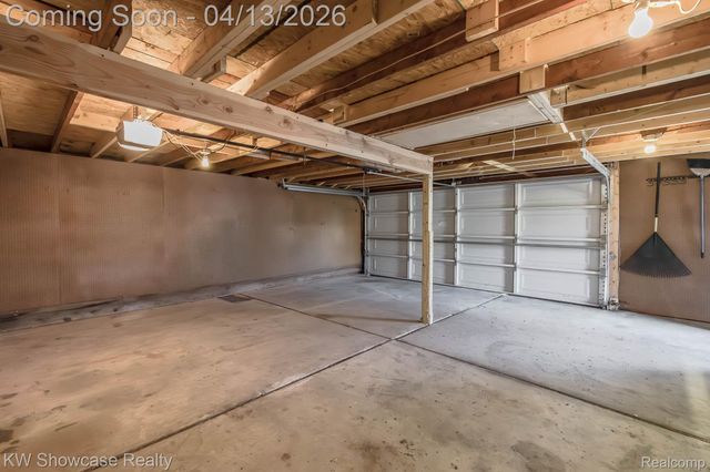 22705 RAYMOND Street, St. Clair Shores, MI 48082