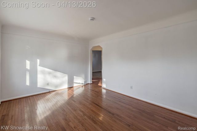 22705 RAYMOND Street, St. Clair Shores, MI 48082