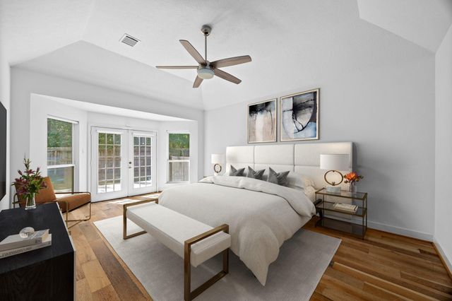 32 Mellow Leaf Court, The Woodlands, TX 77381