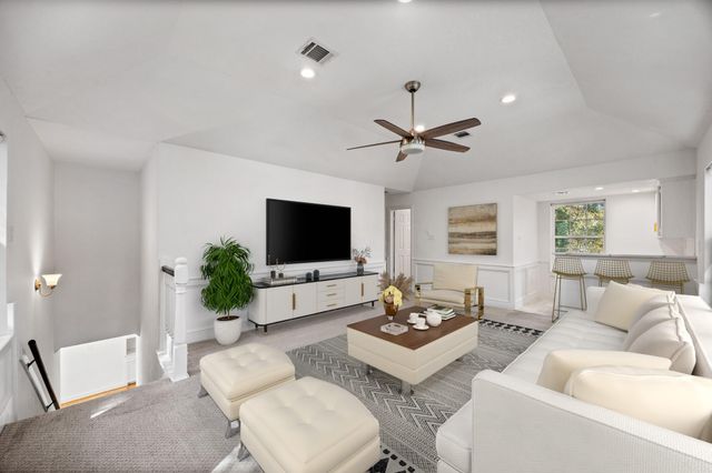 32 Mellow Leaf Court, The Woodlands, TX 77381