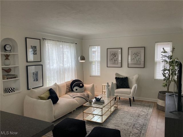 6907 Forest Avenue, Parma, OH 44129