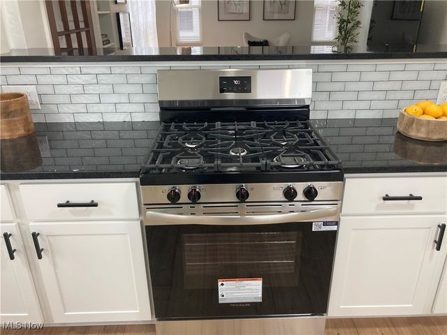 6907 Forest Avenue, Parma, OH 44129