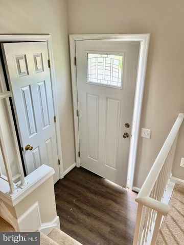 312 STALLION SQ NE, Leesburg, VA 20176
