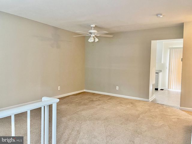 312 STALLION SQ NE, Leesburg, VA 20176
