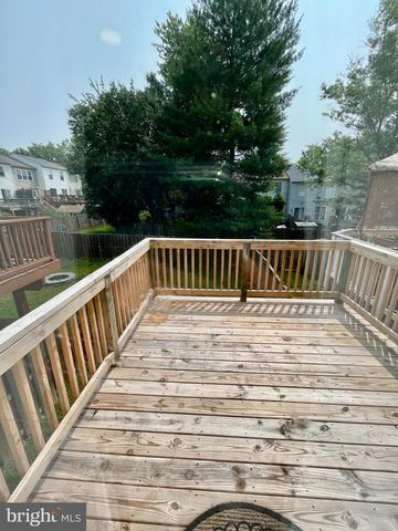 312 STALLION SQ NE, Leesburg, VA 20176