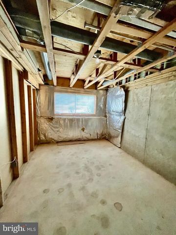 312 STALLION SQ NE, Leesburg, VA 20176