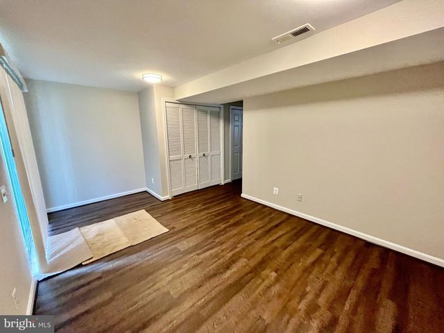 312 STALLION SQ NE, Leesburg, VA 20176