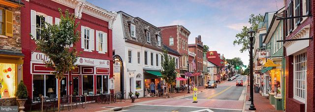 312 STALLION SQ NE, Leesburg, VA 20176