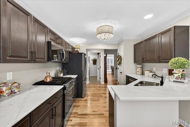 1158 White Pine Circle, Columbia, IL 62236