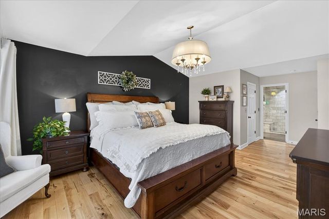 1158 White Pine Circle, Columbia, IL 62236