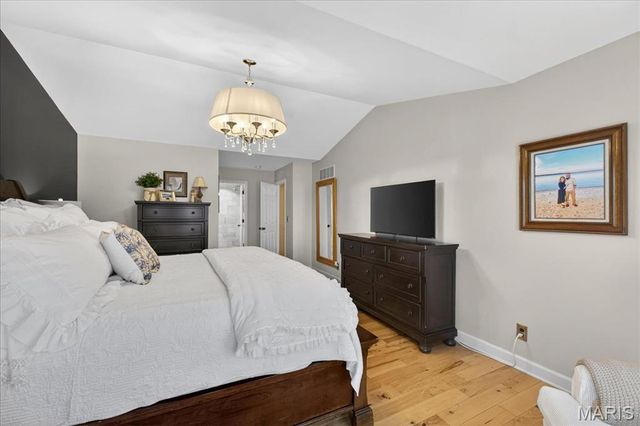 1158 White Pine Circle, Columbia, IL 62236