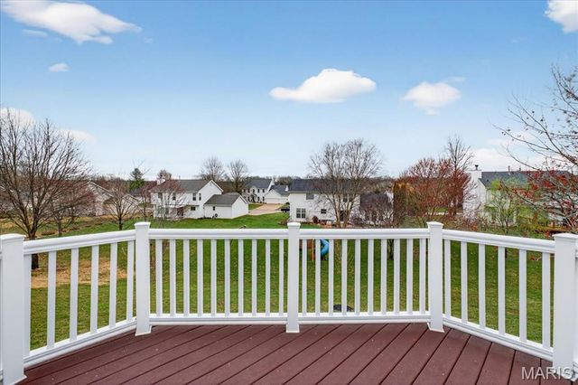 1158 White Pine Circle, Columbia, IL 62236