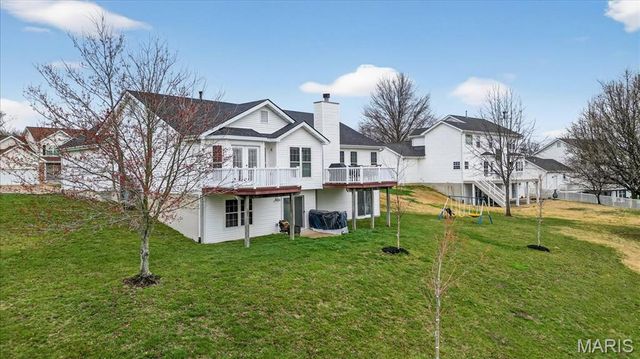 1158 White Pine Circle, Columbia, IL 62236