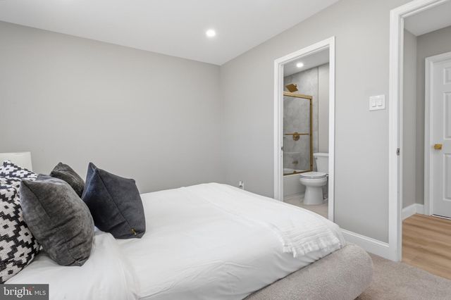 35 EASTMONT LN, Sicklerville, NJ 08081