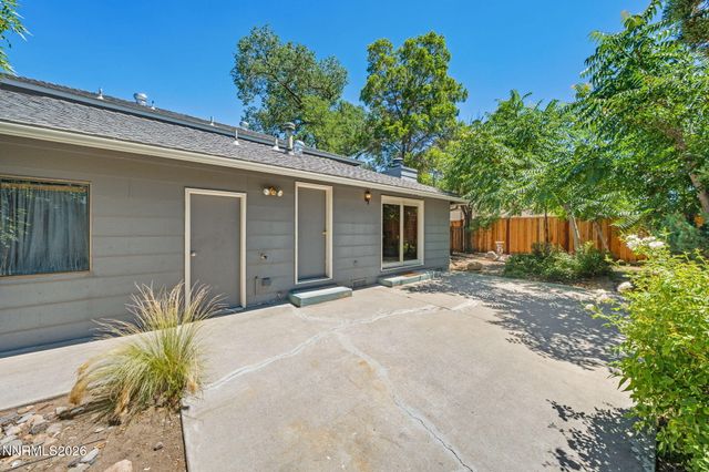 1945 Lakeside Drive, Reno, NV 89509