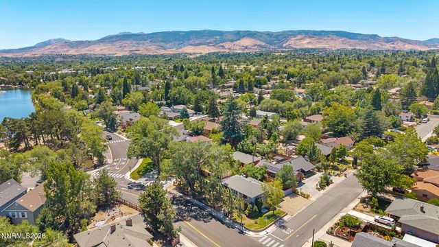 1945 Lakeside Drive, Reno, NV 89509
