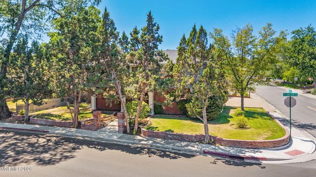 1945 Lakeside Drive, Reno, NV 89509
