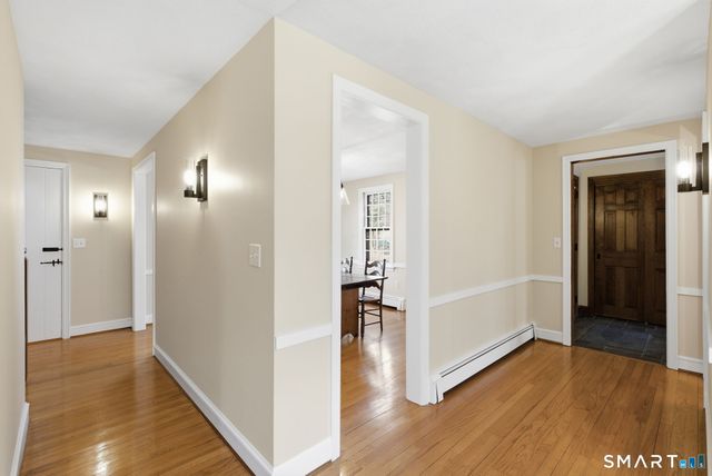 42 Timber Trail, Manchester, CT 06040